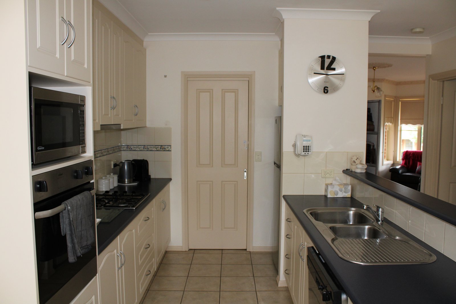 Gallery: 1 Janmar Court