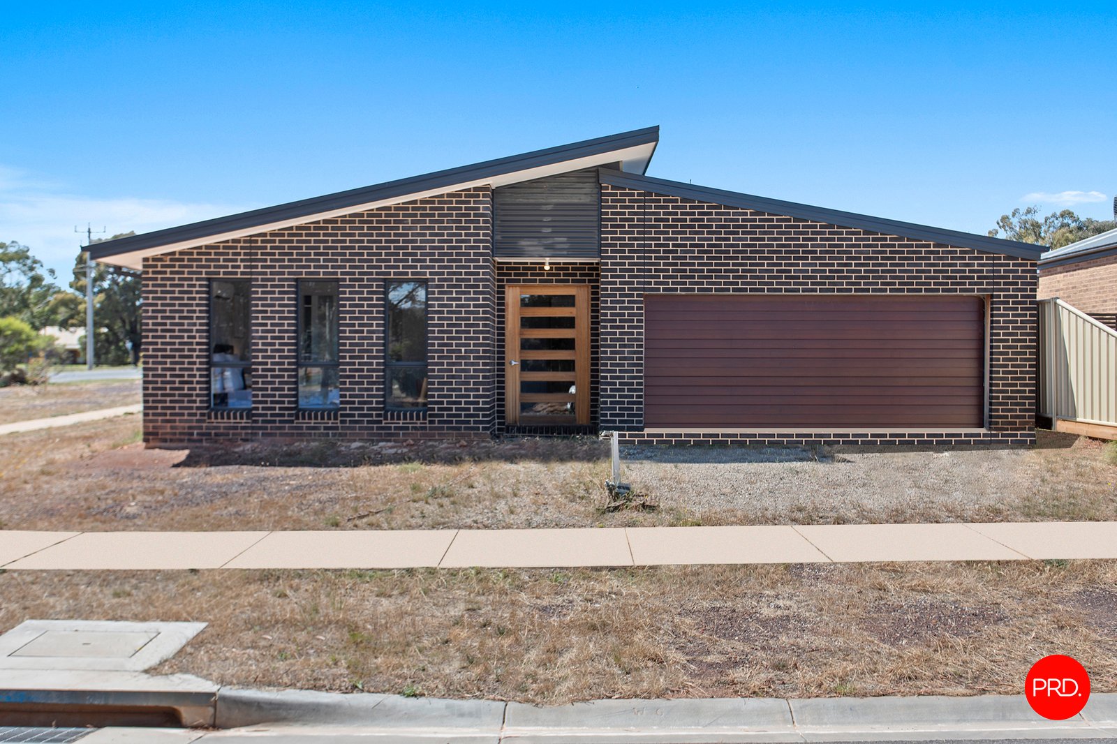 1 Jenolian Street HUNTLY 1