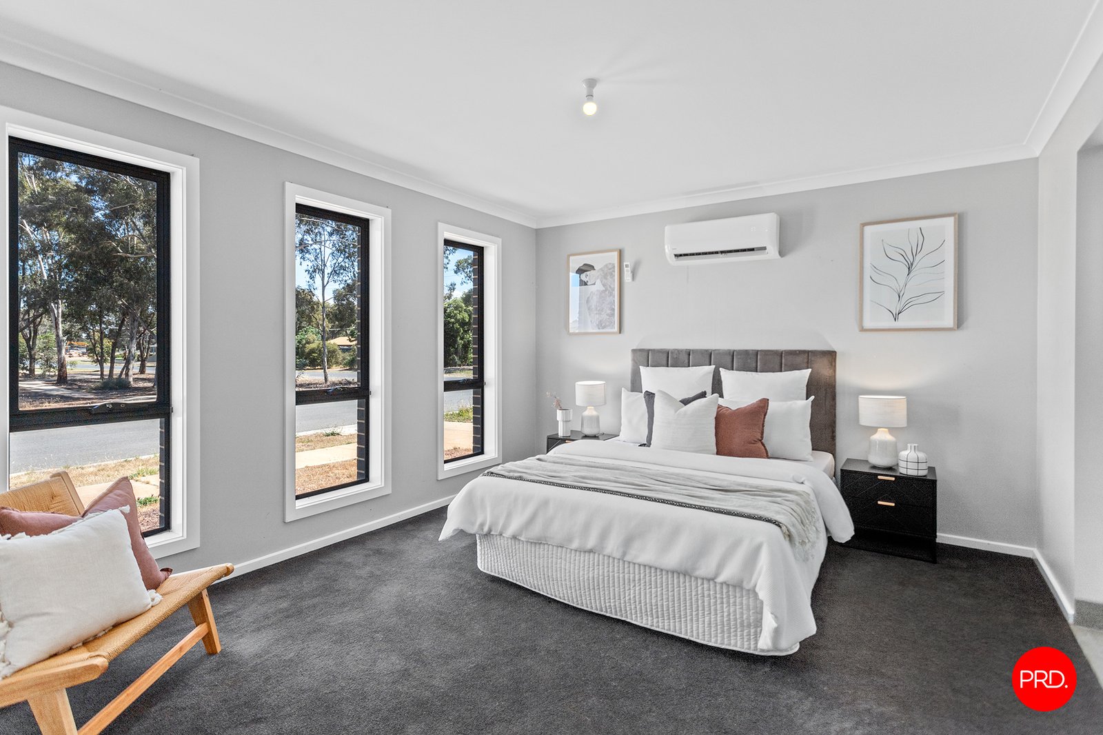 1 Jenolian Street HUNTLY 11