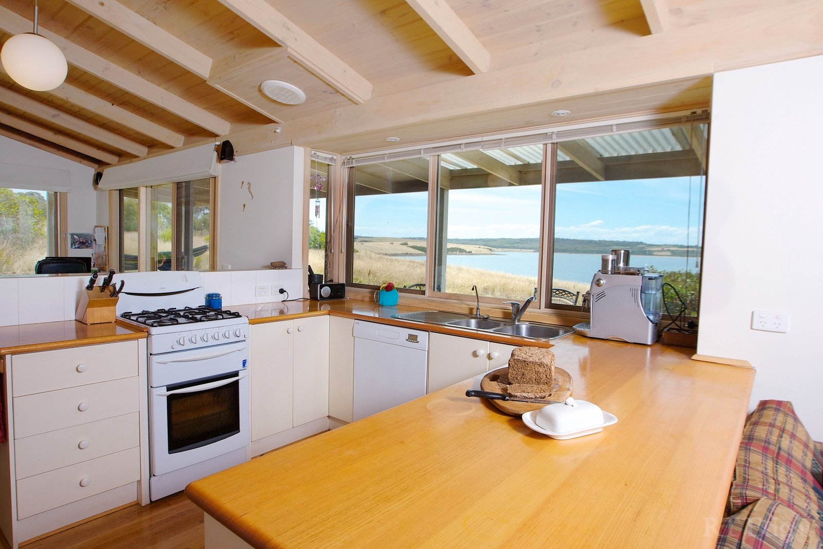 Real Estate and Property in 1 Jetty Track, Elizabeth Island, VIC