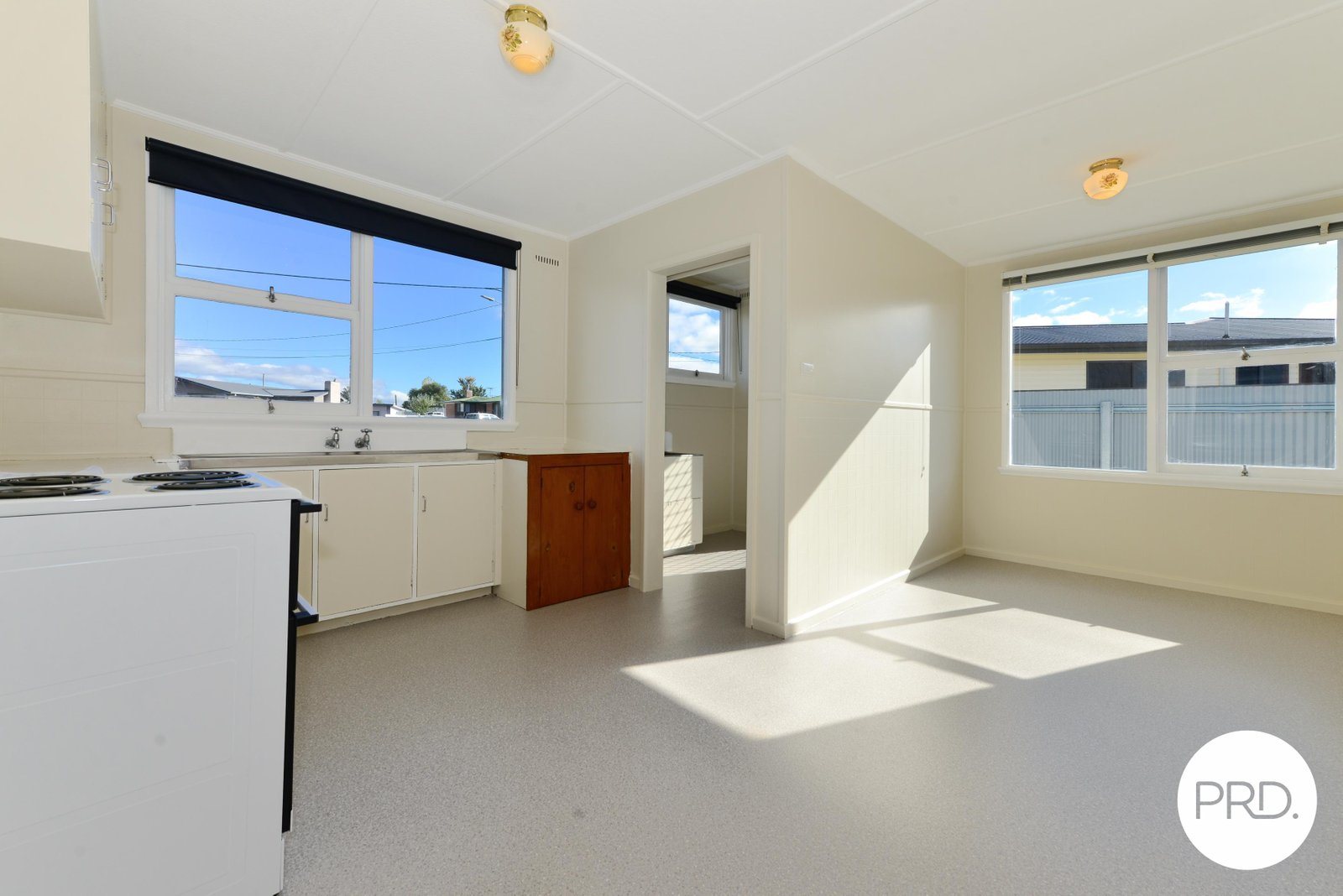 1 Jingella Circle NEW NORFOLK 11