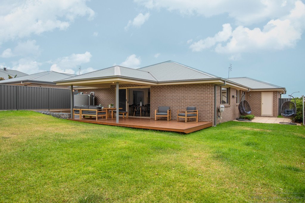 1 Juniper Street GILLIESTON HEIGHTS 14