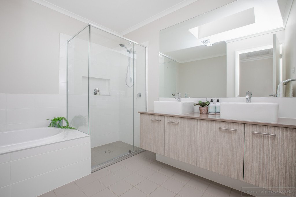 1 Juniper Street GILLIESTON HEIGHTS 17
