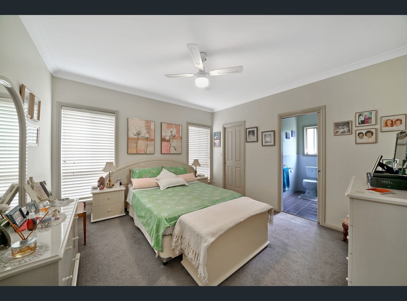 1 Kalbarri Grove KANAHOOKA 9