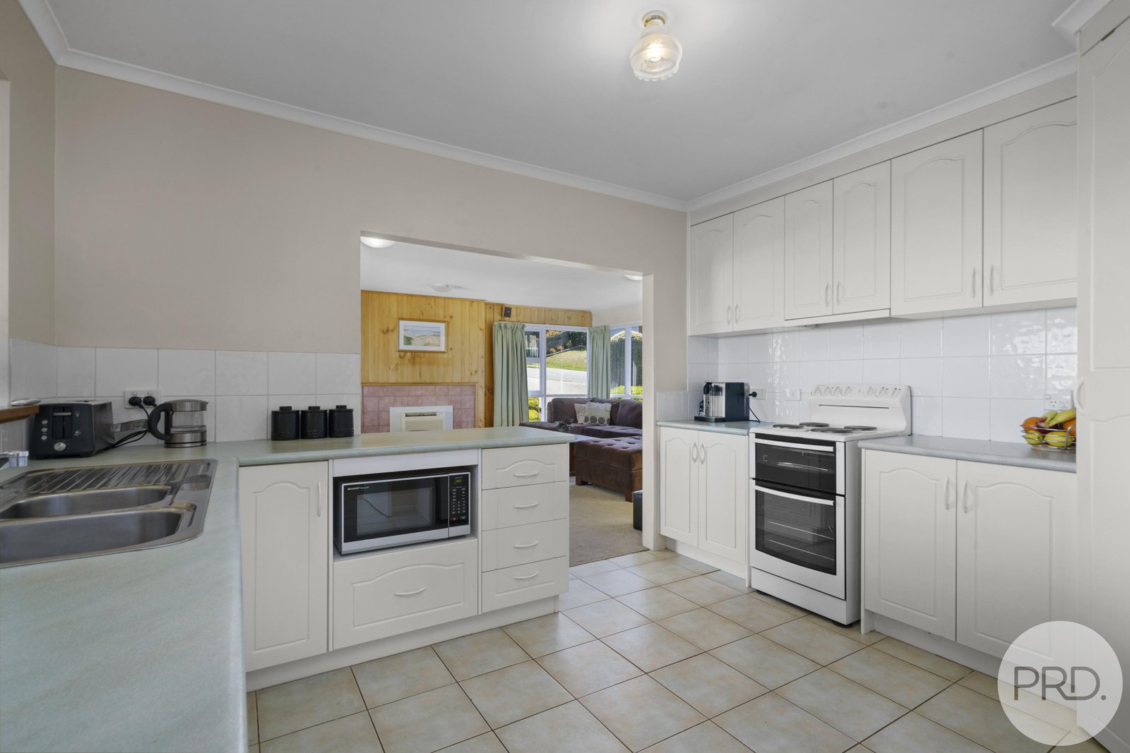 1 Kanooka Street ROKEBY 8