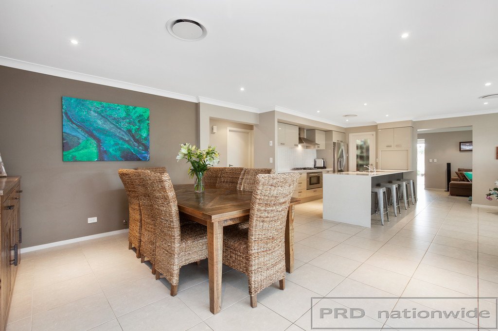1 Kawana Way ABERGLASSLYN 13