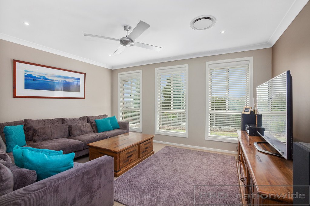 1 Kawana Way ABERGLASSLYN 15