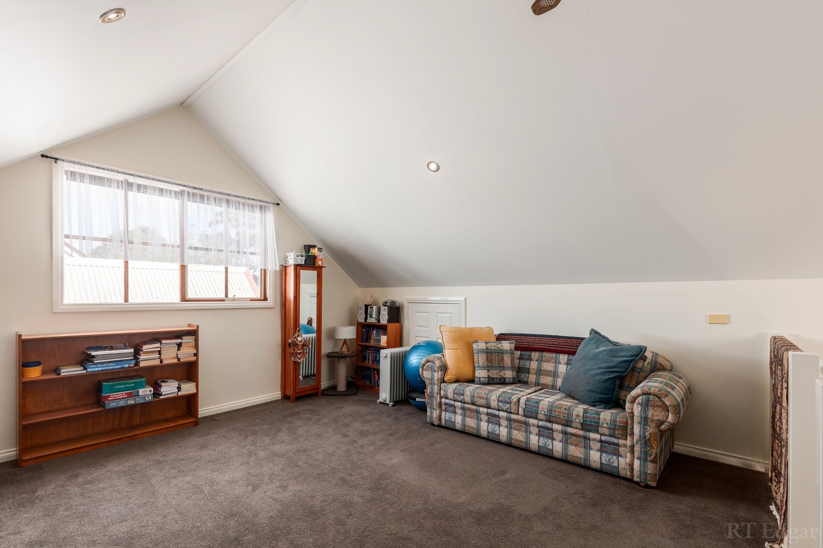 Real Estate and Property in 1 Kelly Court, Ocean Grove, VIC