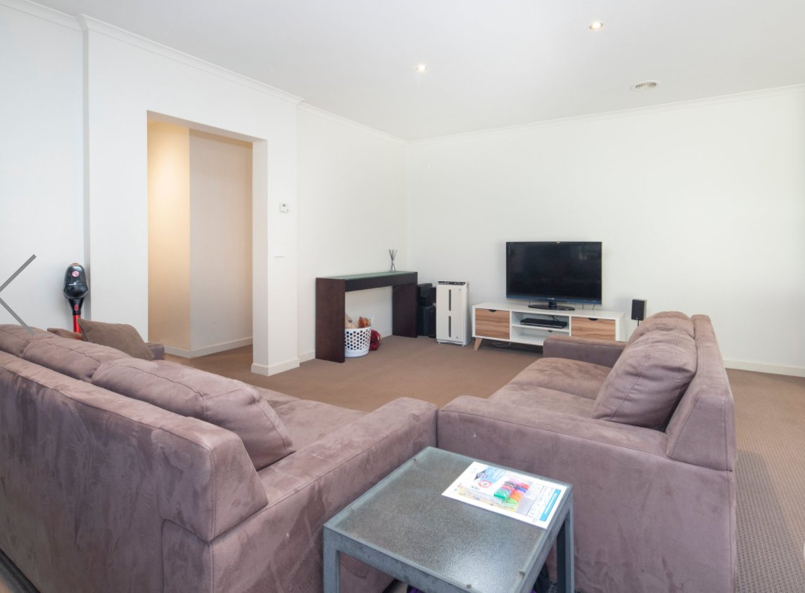 Gallery: 1 Kendall Court
