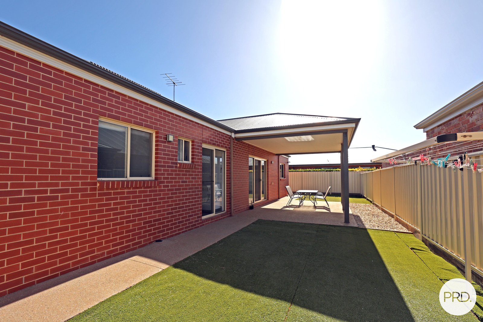 1 Kensington Court IRYMPLE 21