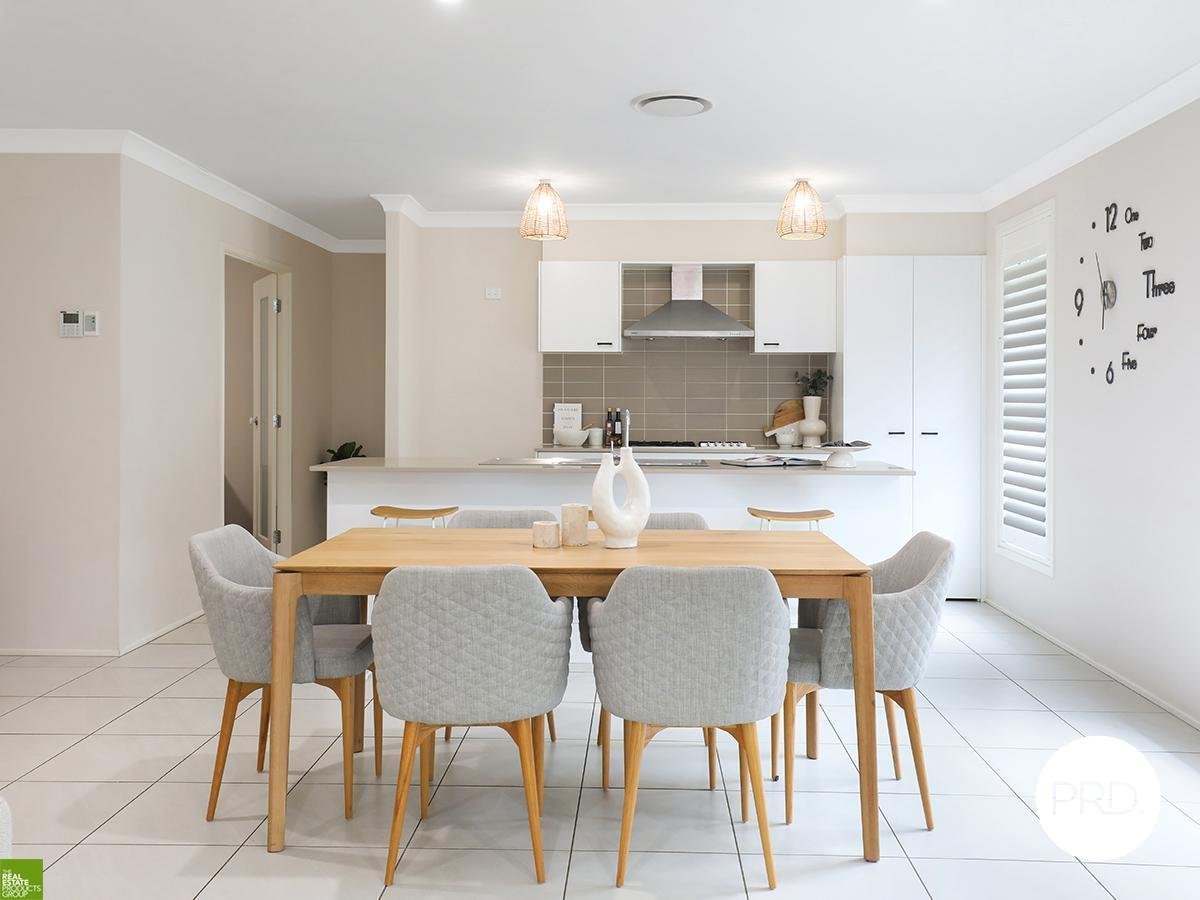 1 Kestrel Avenue HORSLEY 4