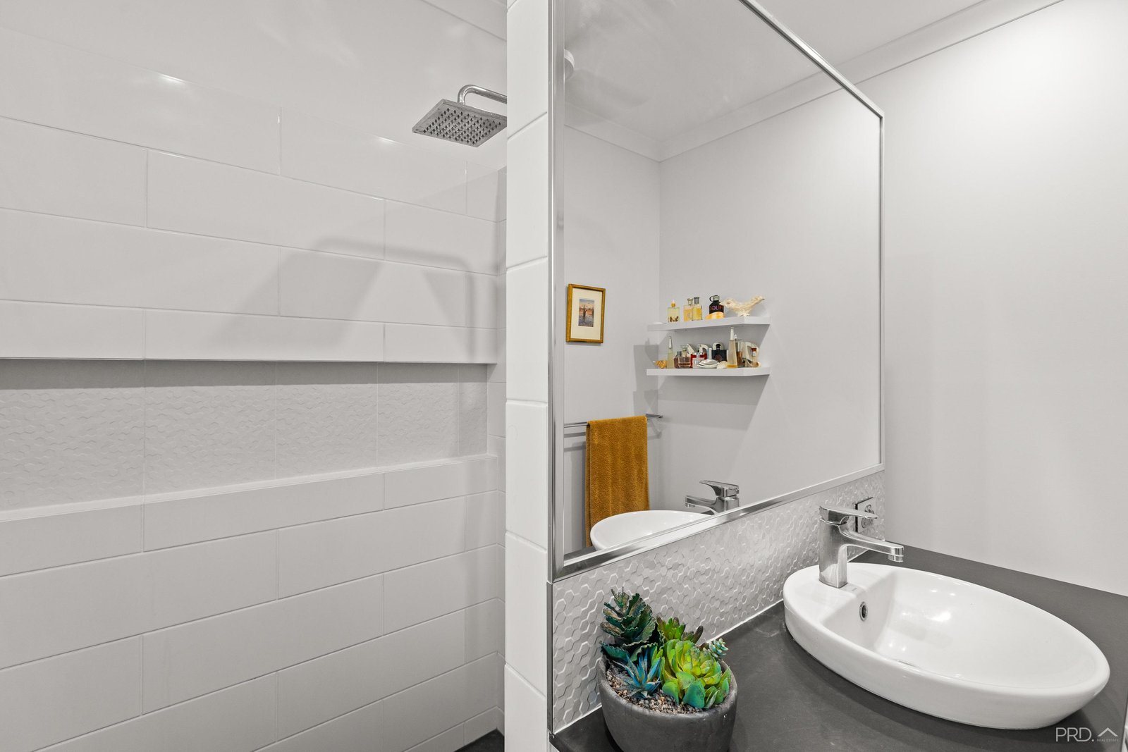 1 Kestrel Place DJUGUN 32