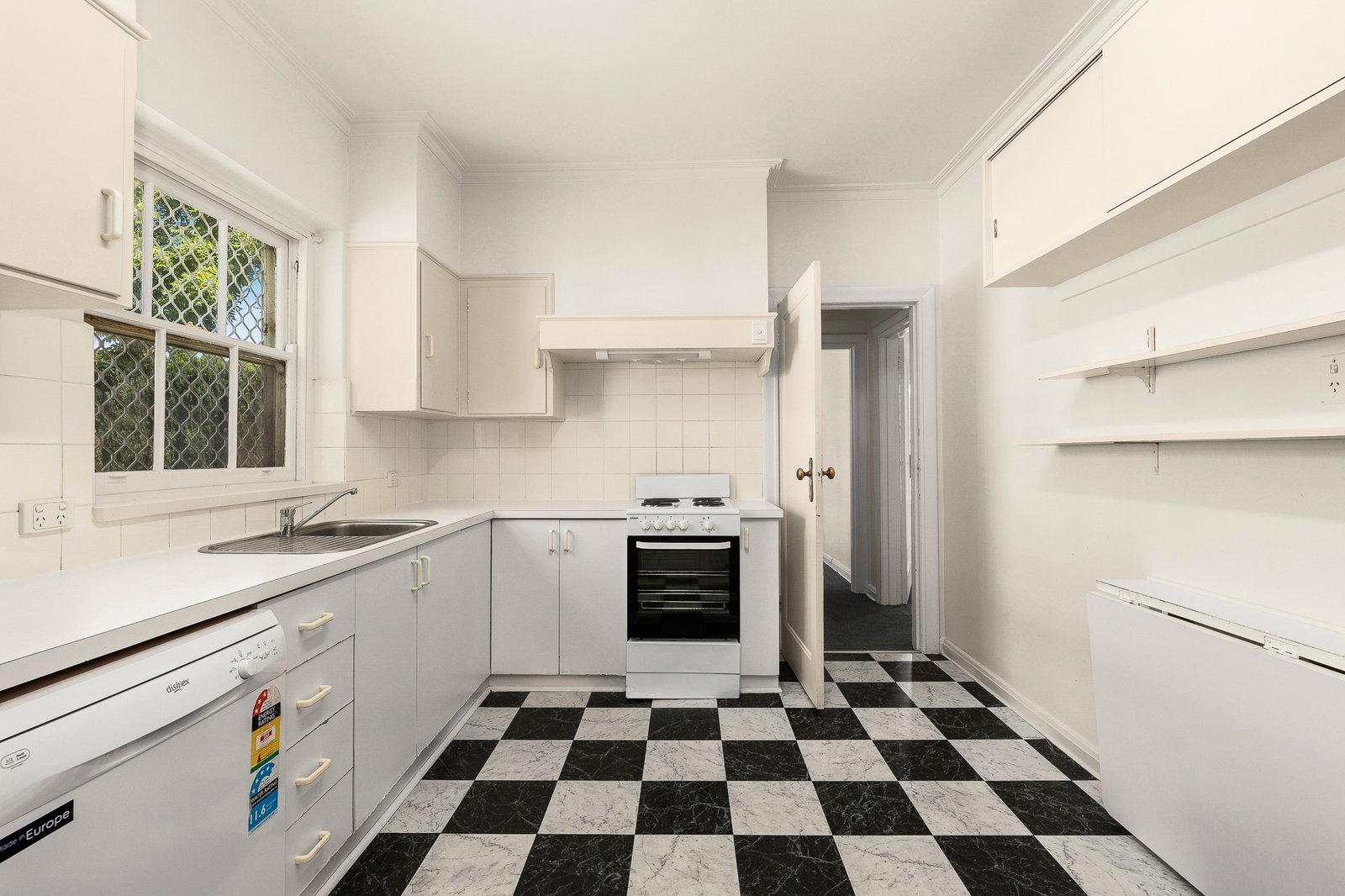 Real Estate and Property in 1 Kilsyth Avenue, Toorak, VIC