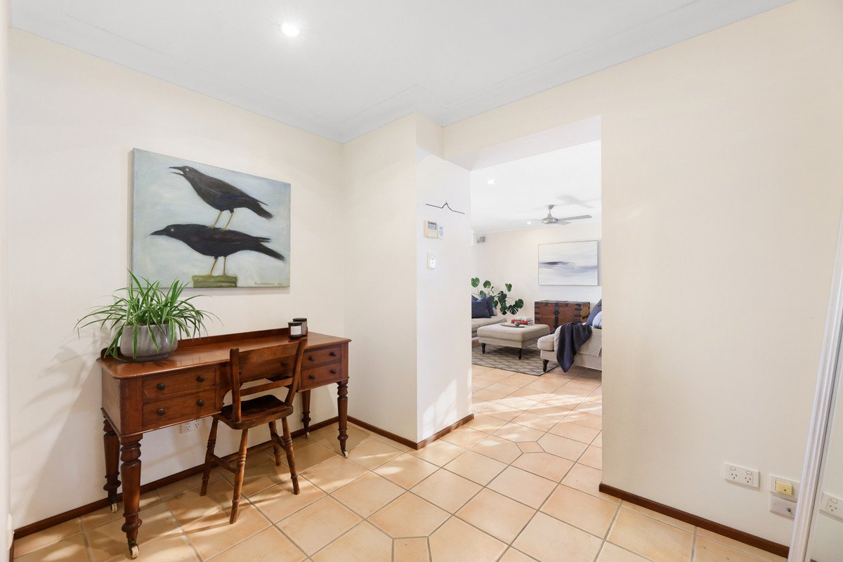 1 Kingfish Court Palm Beach 10
