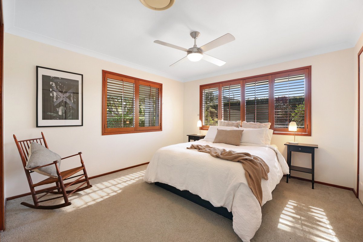 1 Kingfish Court Palm Beach 16