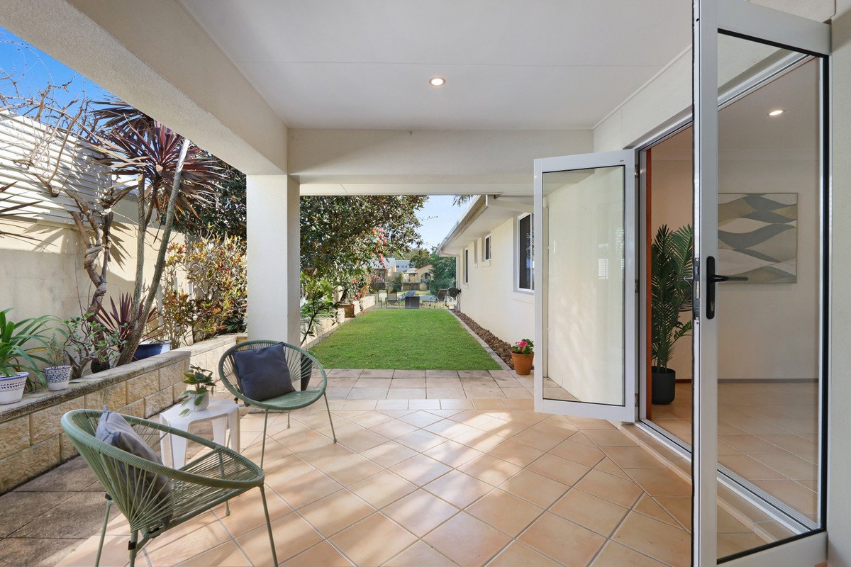 1 Kingfish Court Palm Beach 20