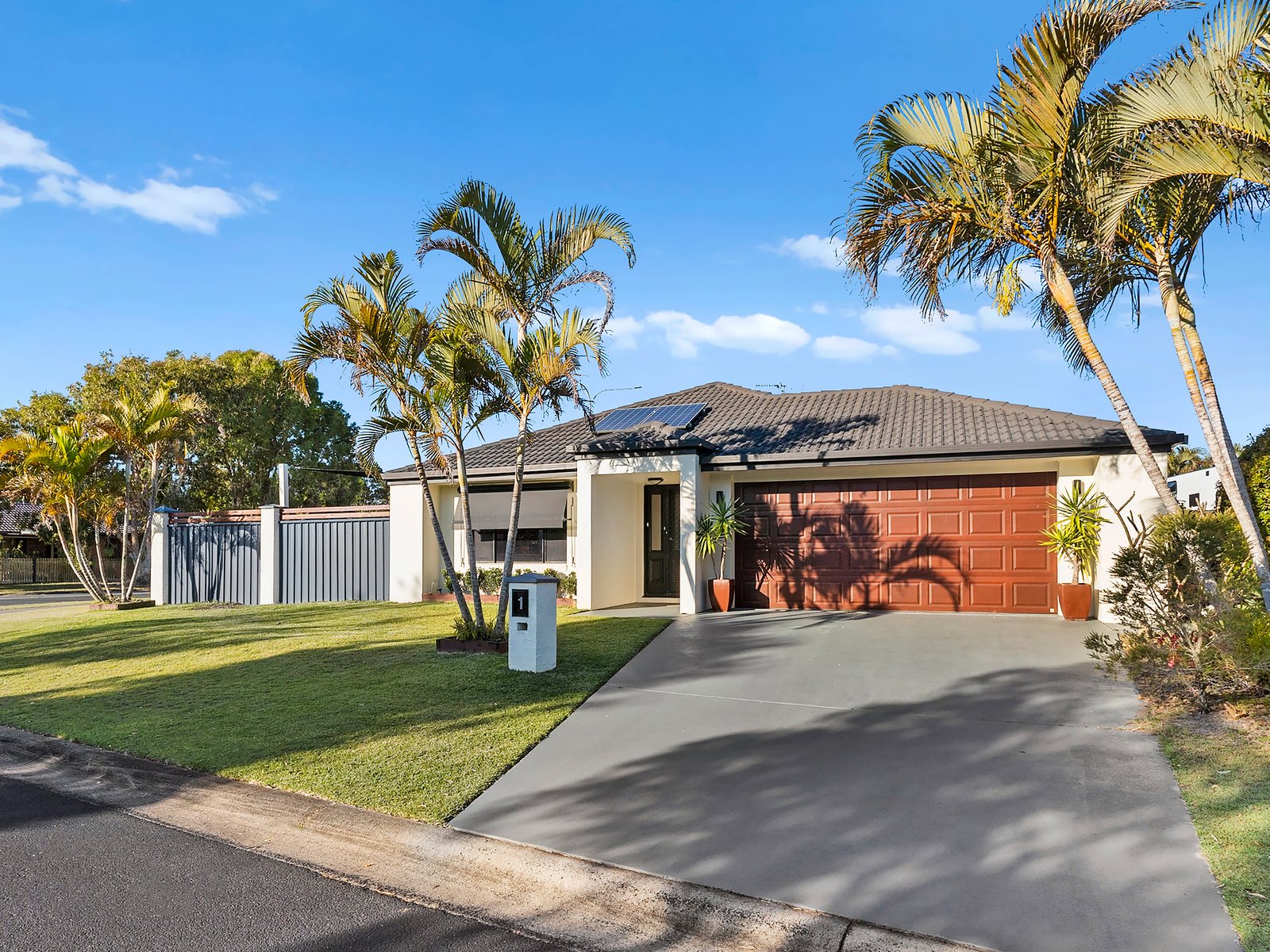 1 Kingfisher Circuit KINGSCLIFF 6