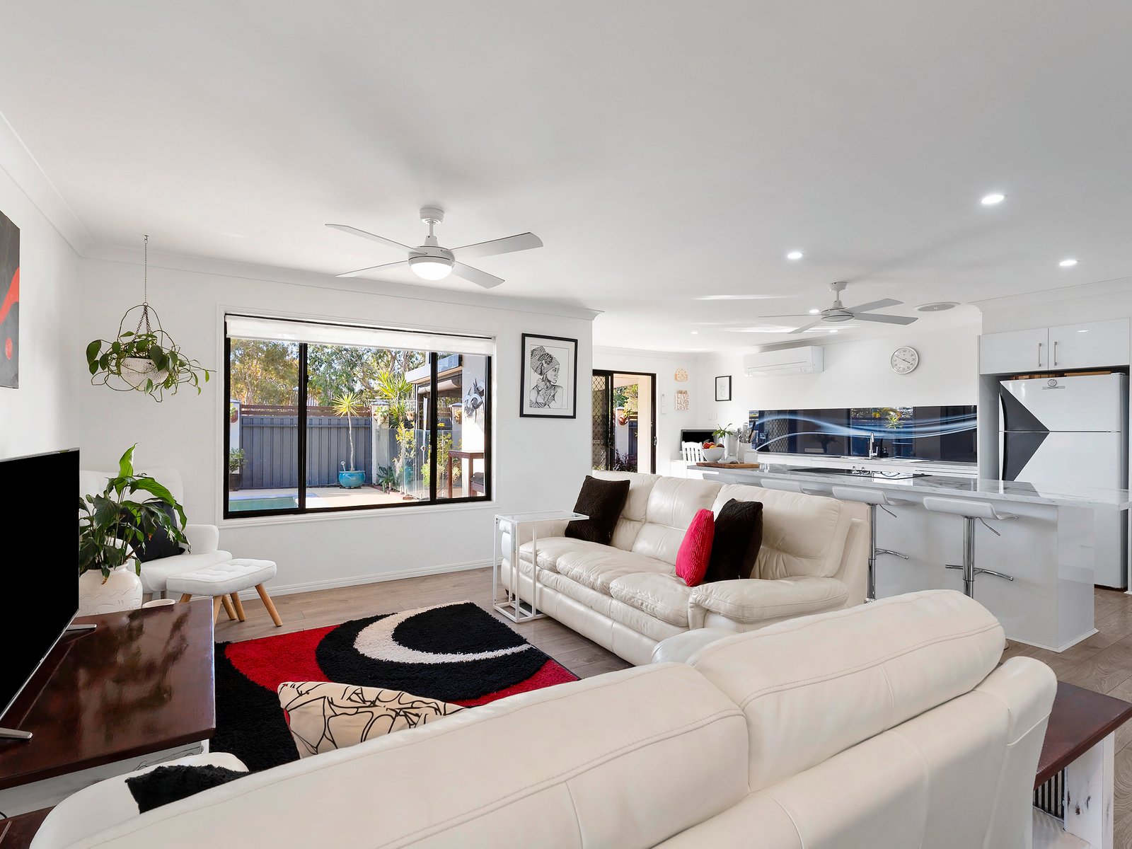 1 Kingfisher Circuit KINGSCLIFF 9