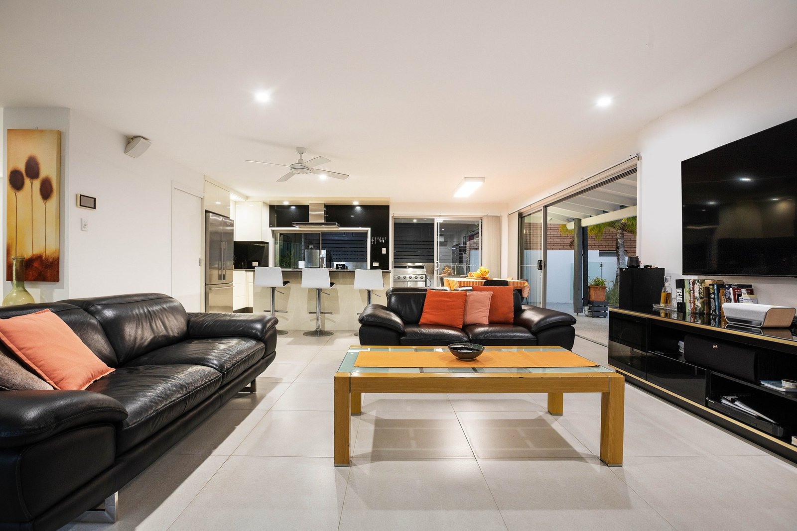 1 Koolewong Parade ASHMORE 7