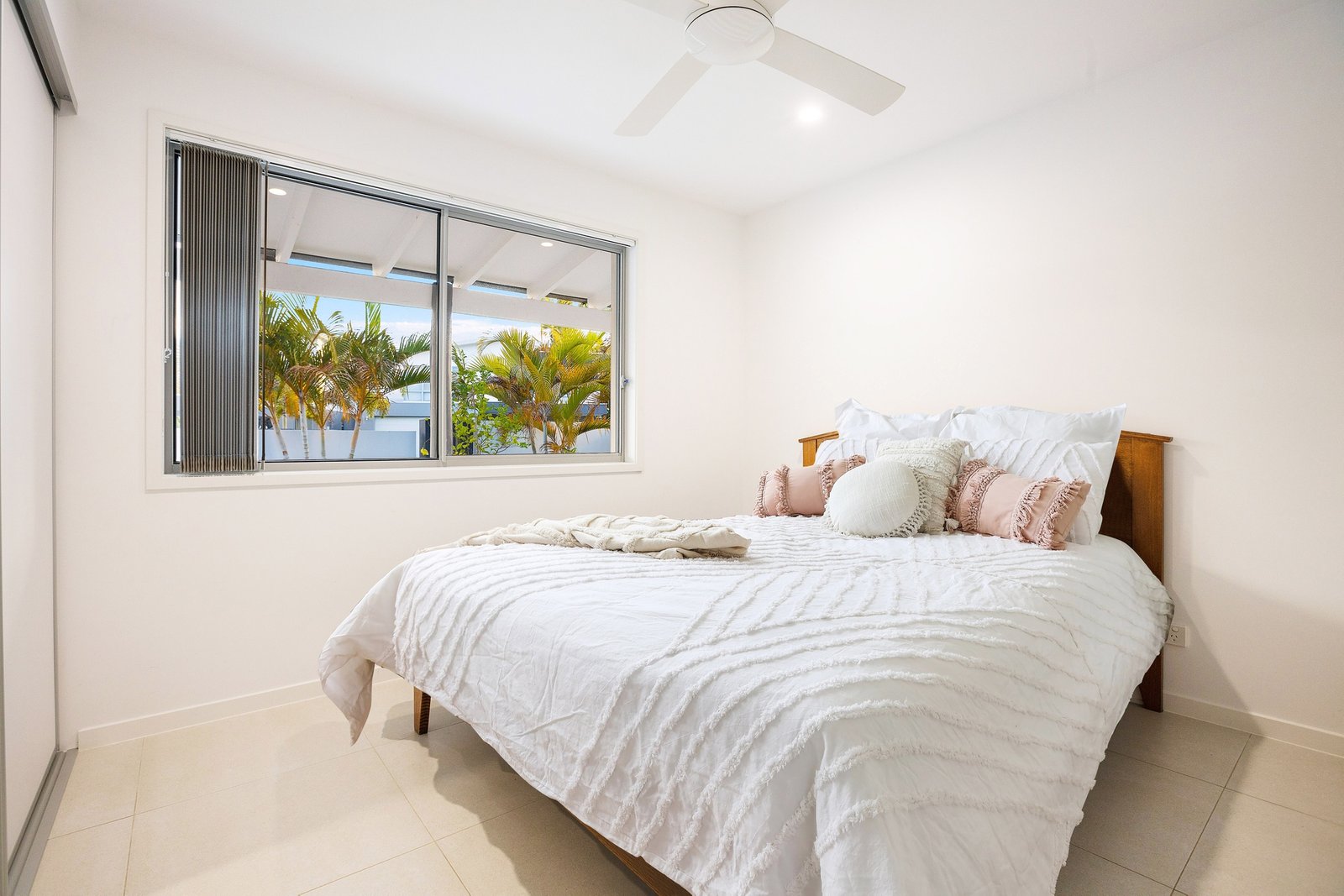 1 Koolewong Parade ASHMORE 9