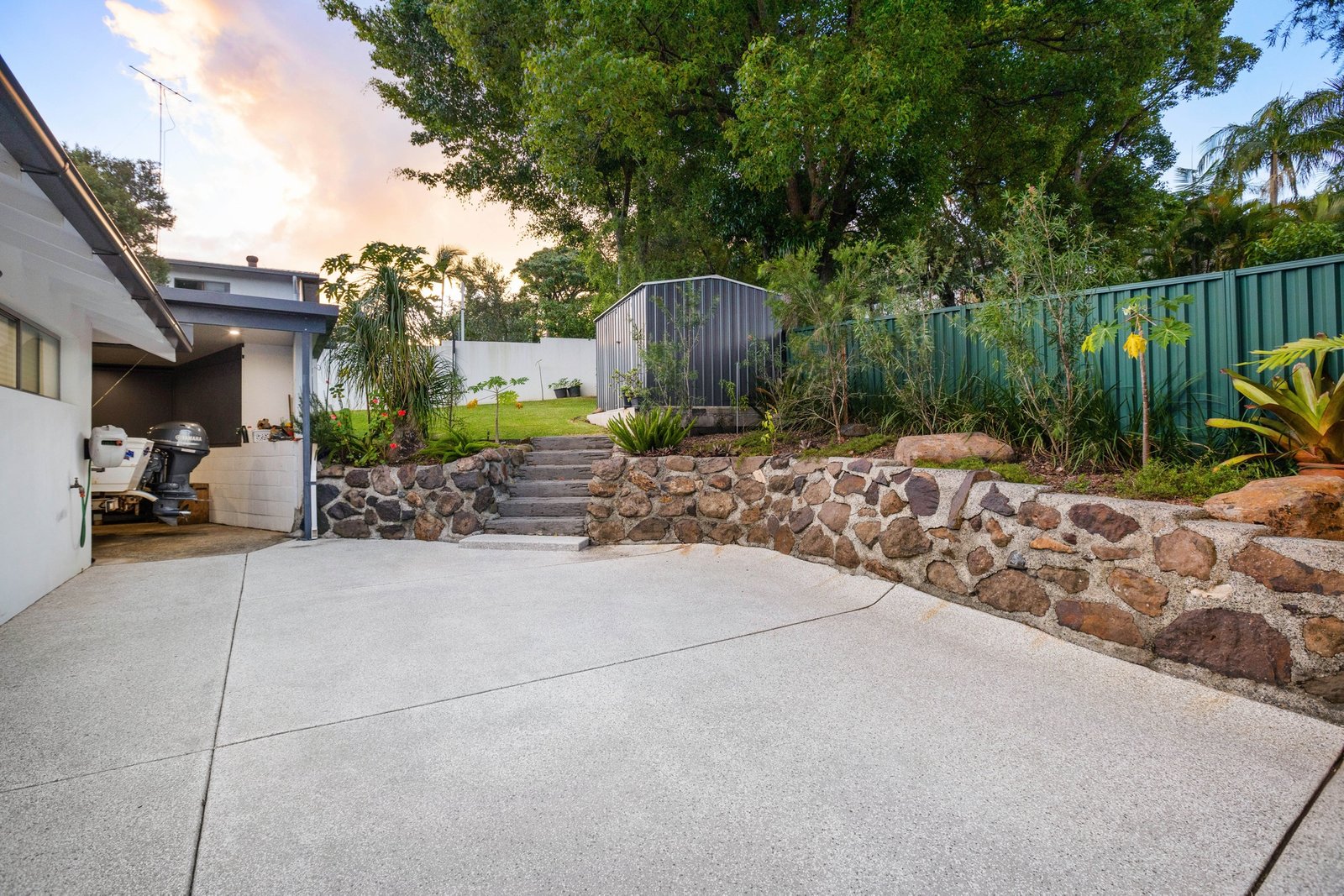 1 Koolewong Parade ASHMORE 19