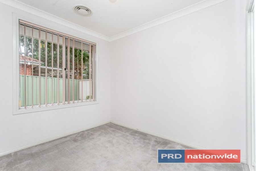 1 Kumbara Close GLENMORE PARK 12