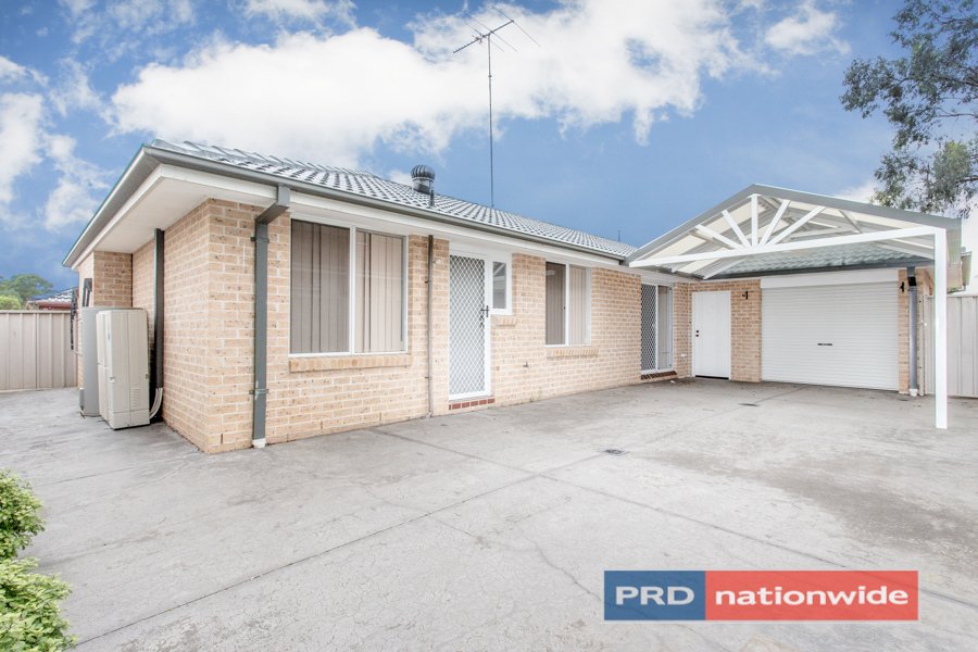 1 Kumbara Close GLENMORE PARK 17
