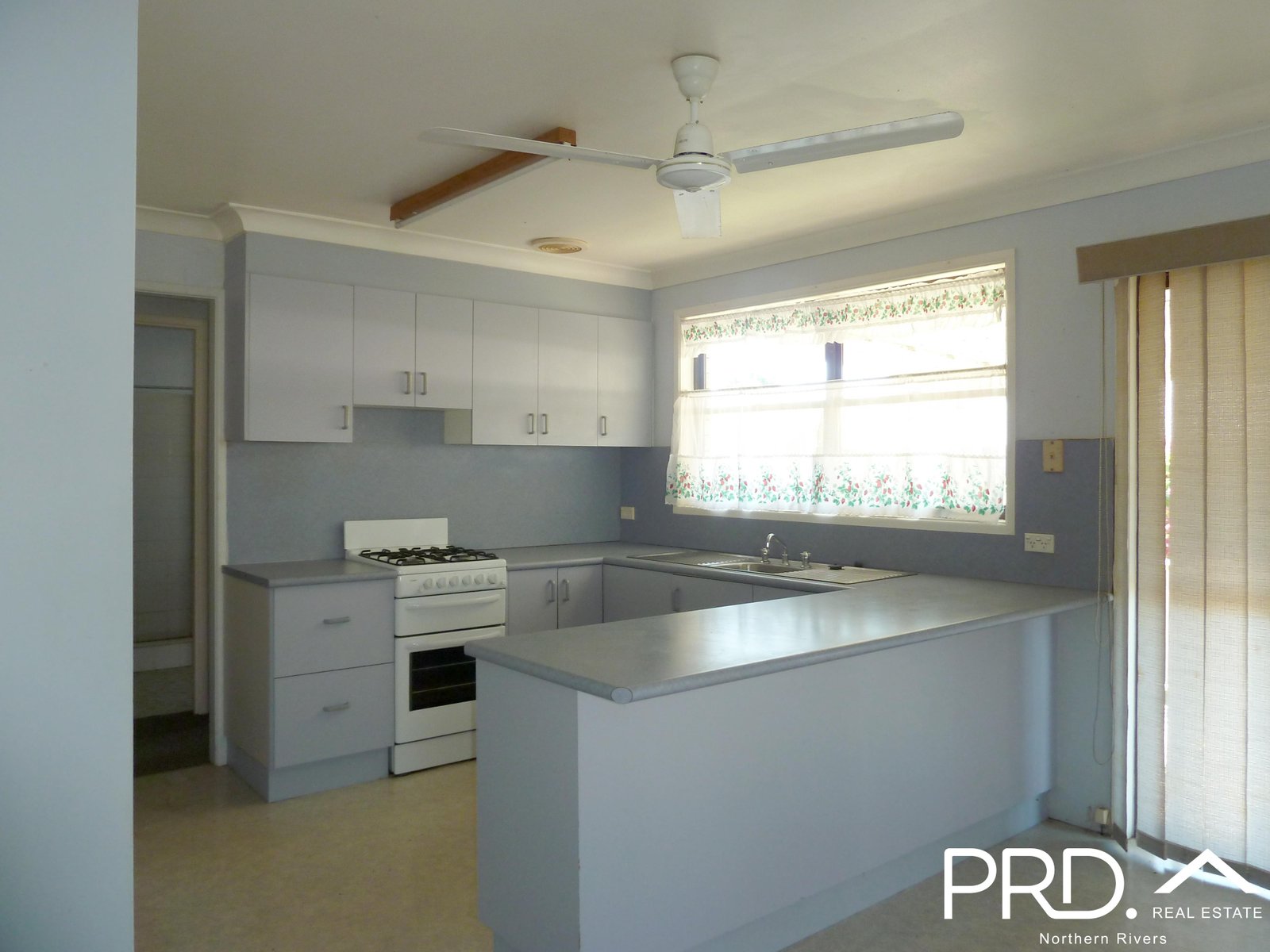 1 Kurrajong Avenue CASINO 4