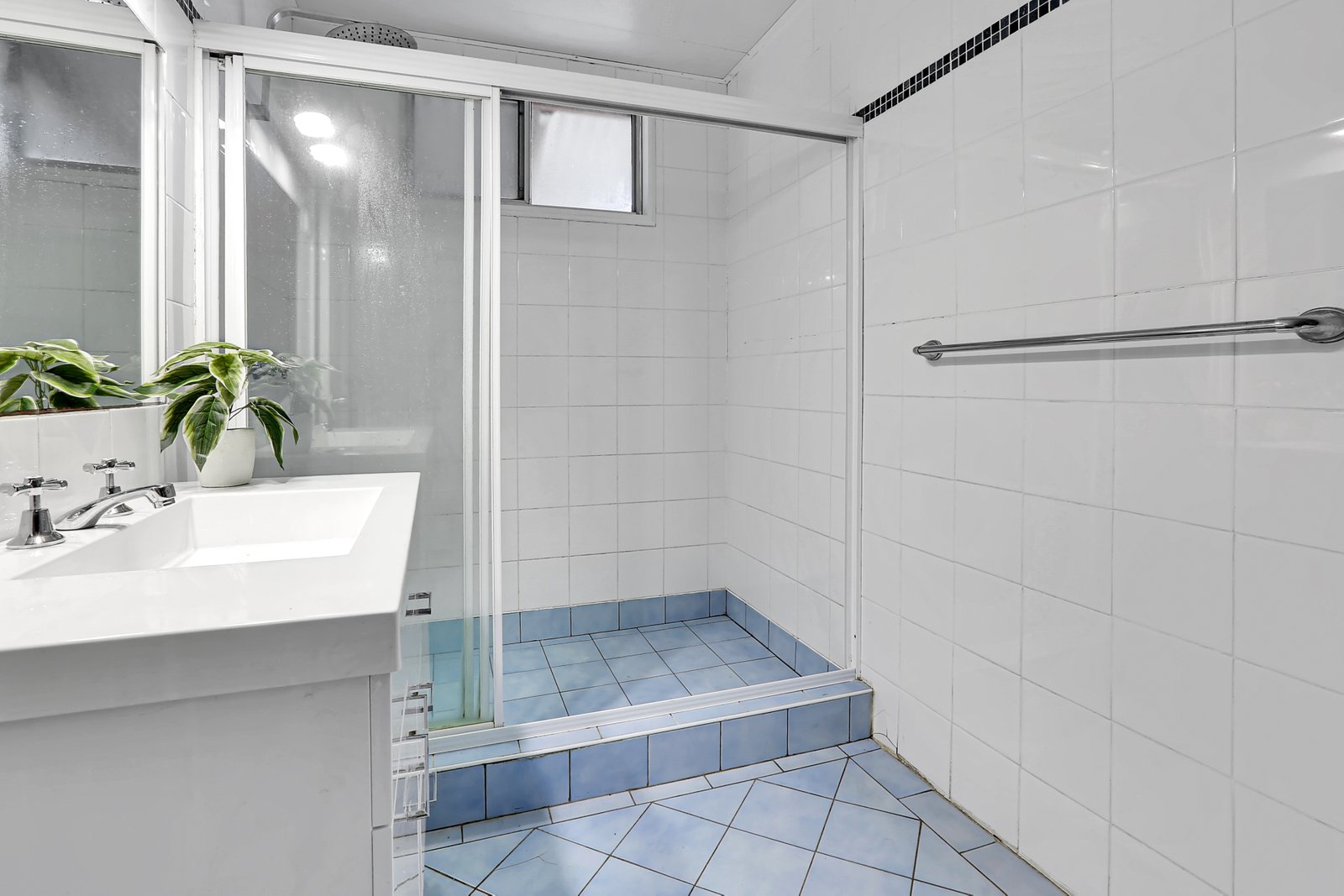 1 Kurrawa Crescent KOONAWARRA 8