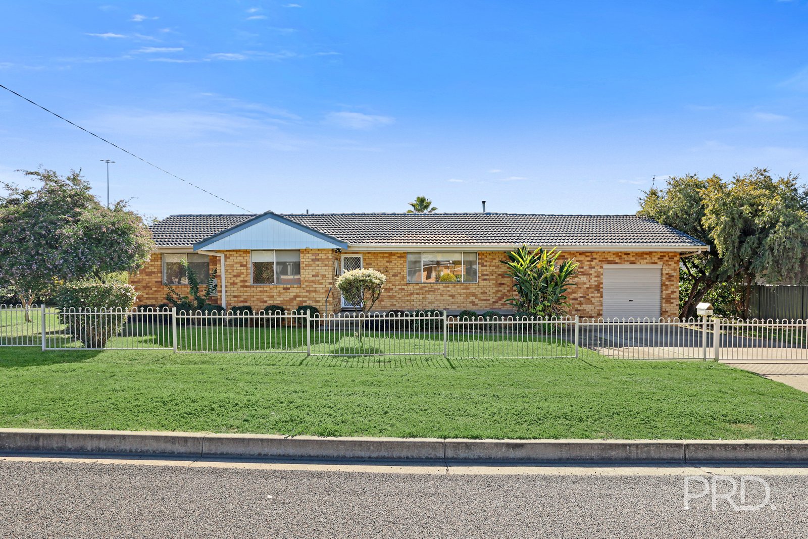1 Kurrawan Street TAMWORTH 1