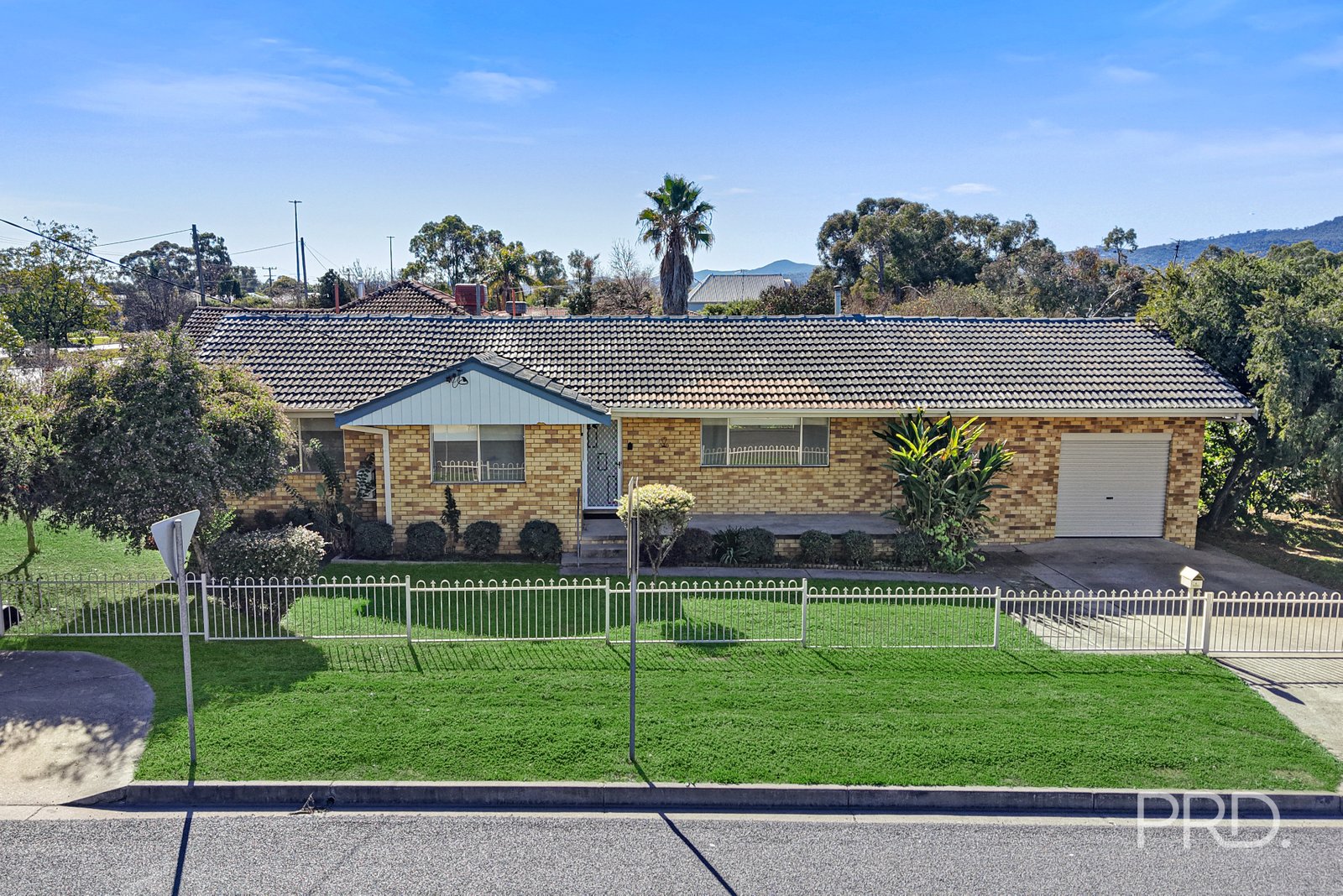 1 Kurrawan Street TAMWORTH 2