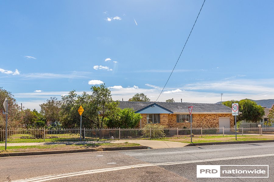 1 Kurrawan Street TAMWORTH 2