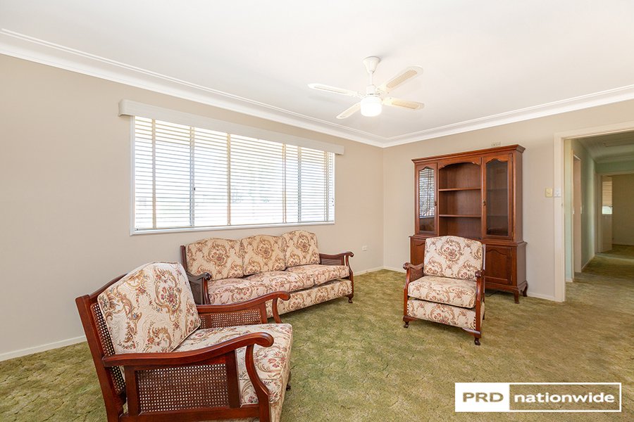 1 Kurrawan Street TAMWORTH 7