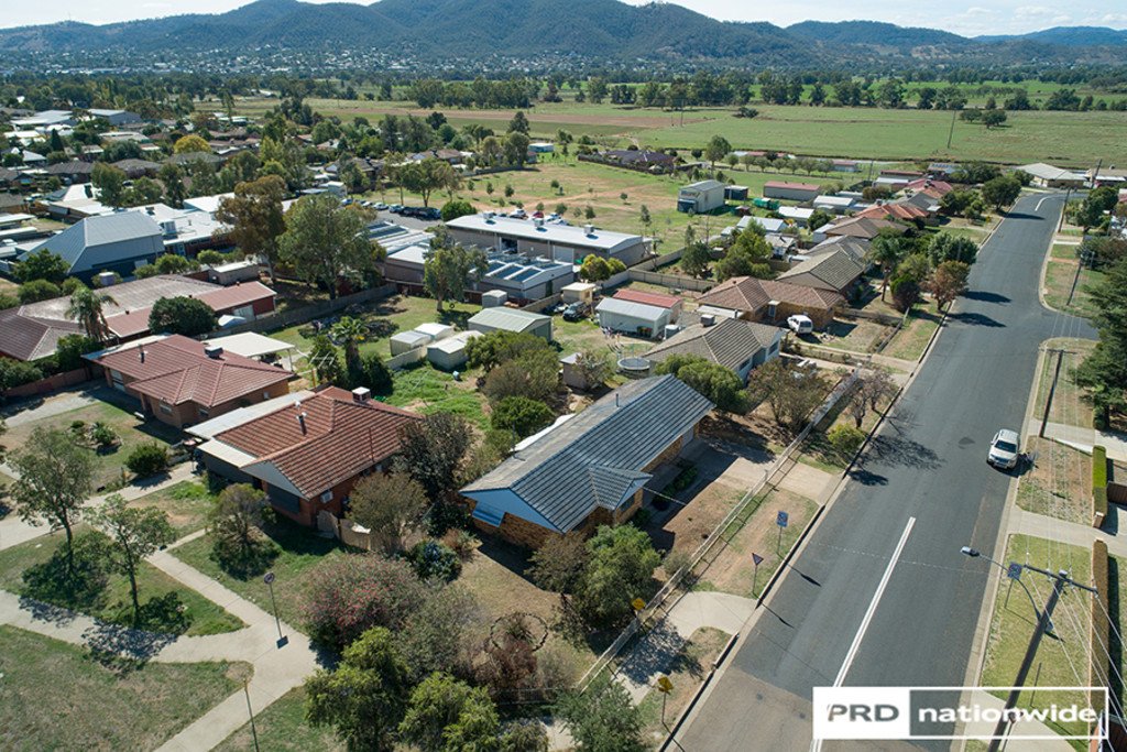 1 Kurrawan Street TAMWORTH 26