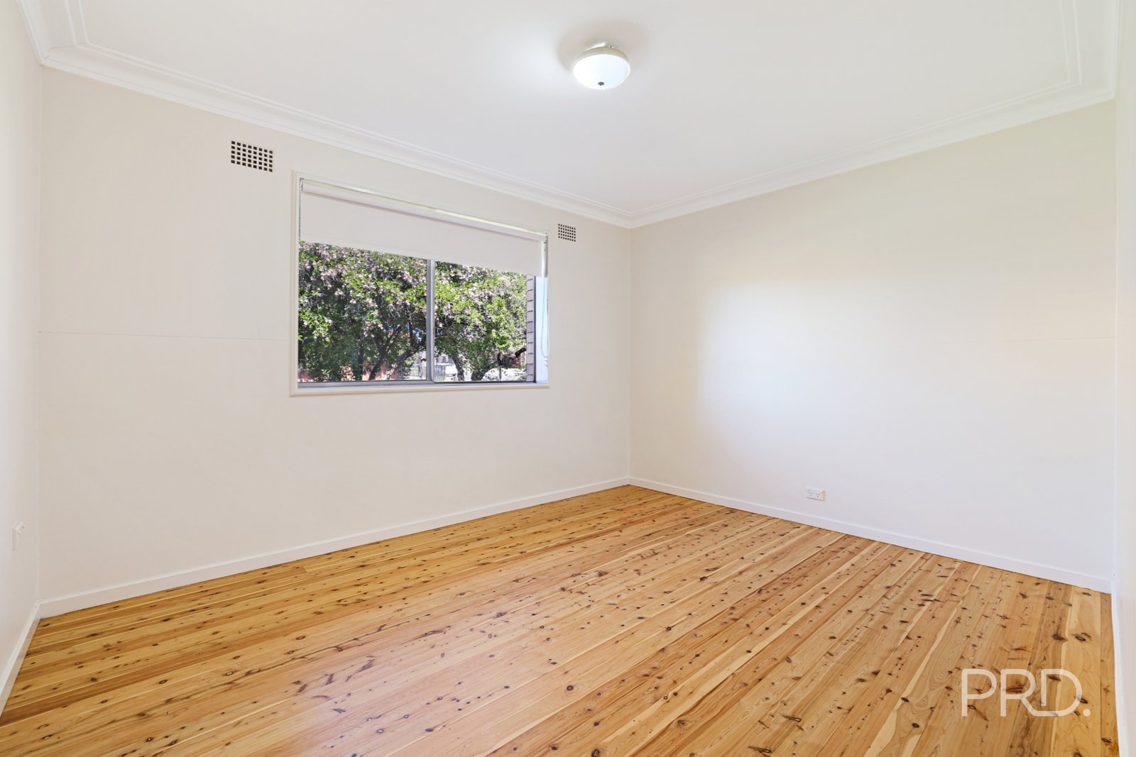 1 Kurrawan Street TAMWORTH 6