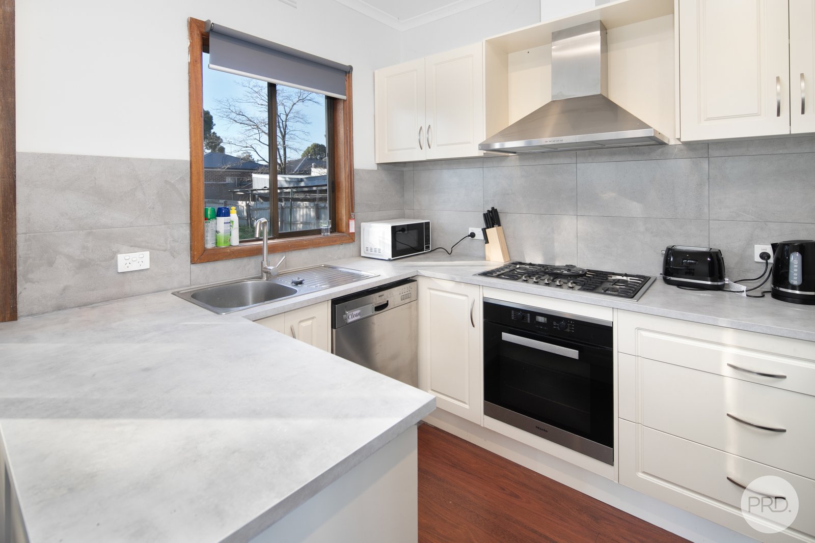 1 Kyle Street SEBASTOPOL 3