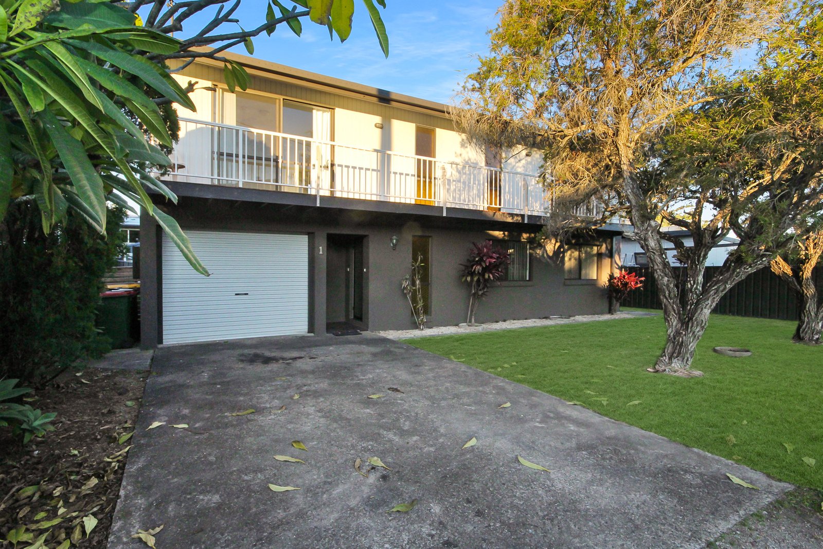 1 Lane Street LAURIETON 1