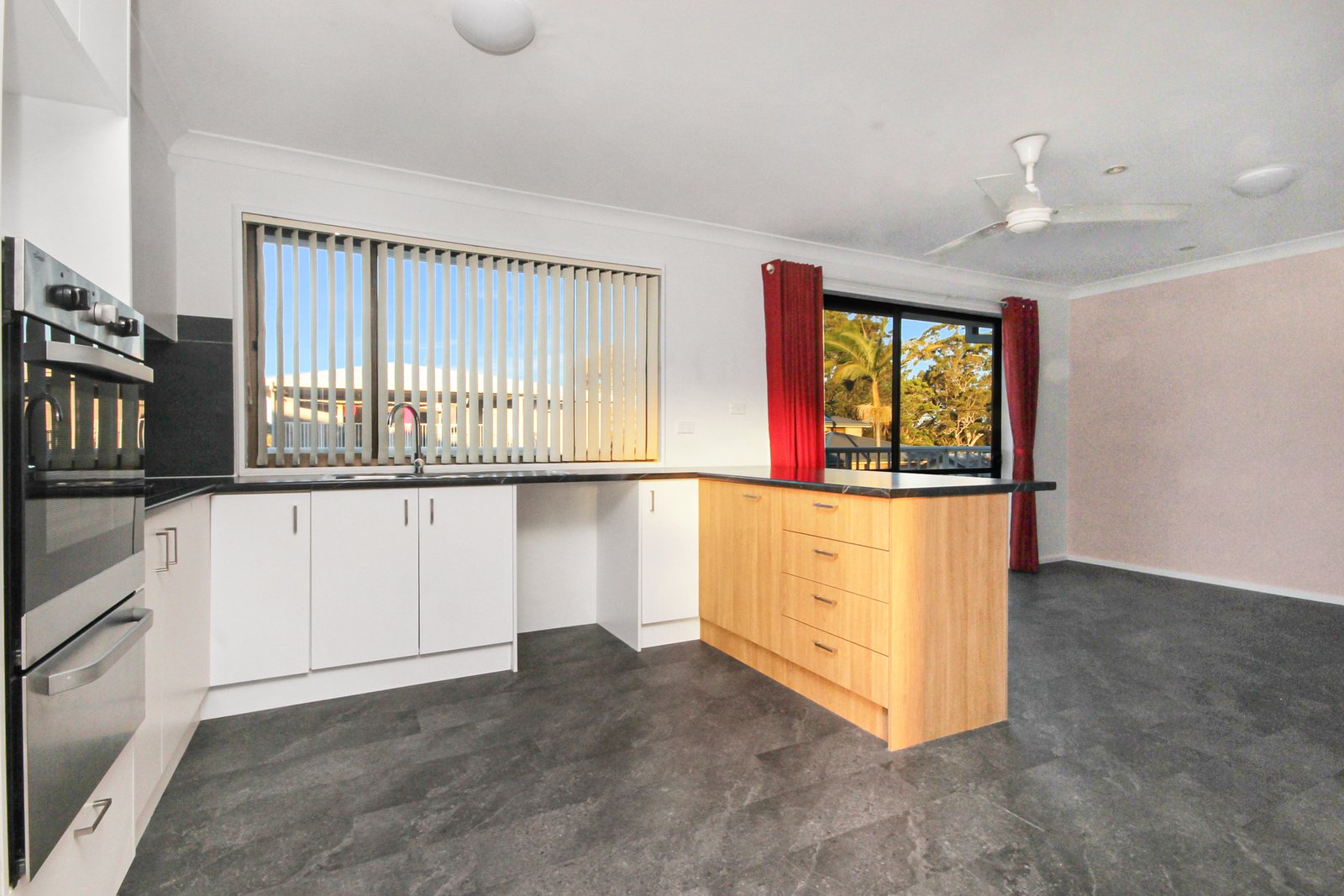 1 Lane Street LAURIETON 2