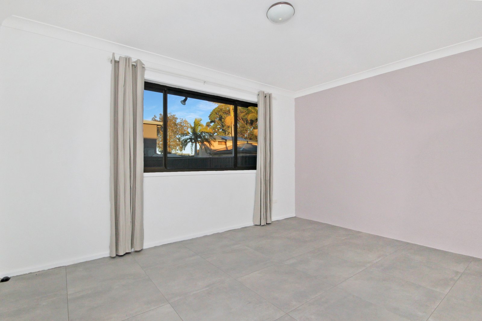 1 Lane Street LAURIETON 11