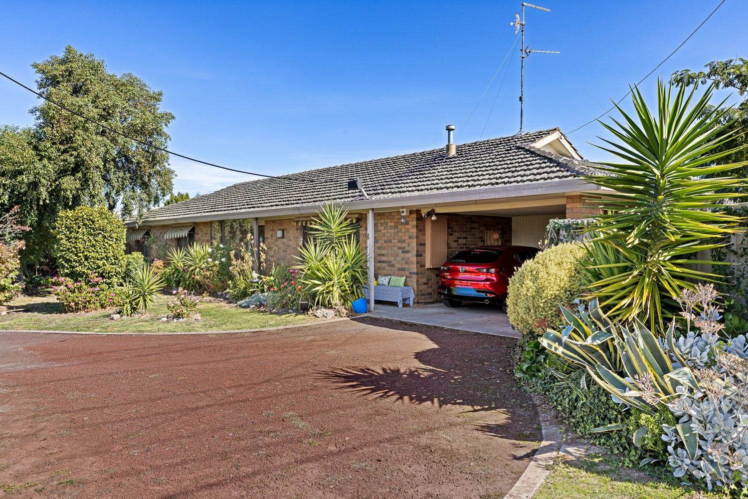 Gallery: 1 Langstaffe Drive
