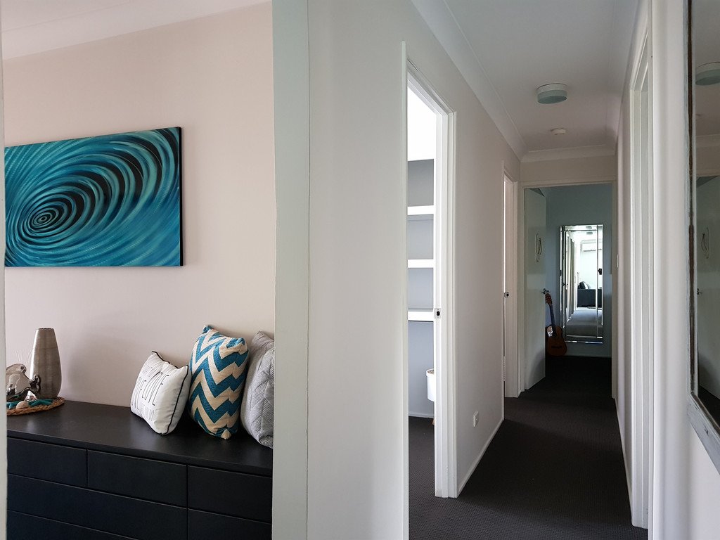 1 Larentia Street CURRUMBIN WATERS 5