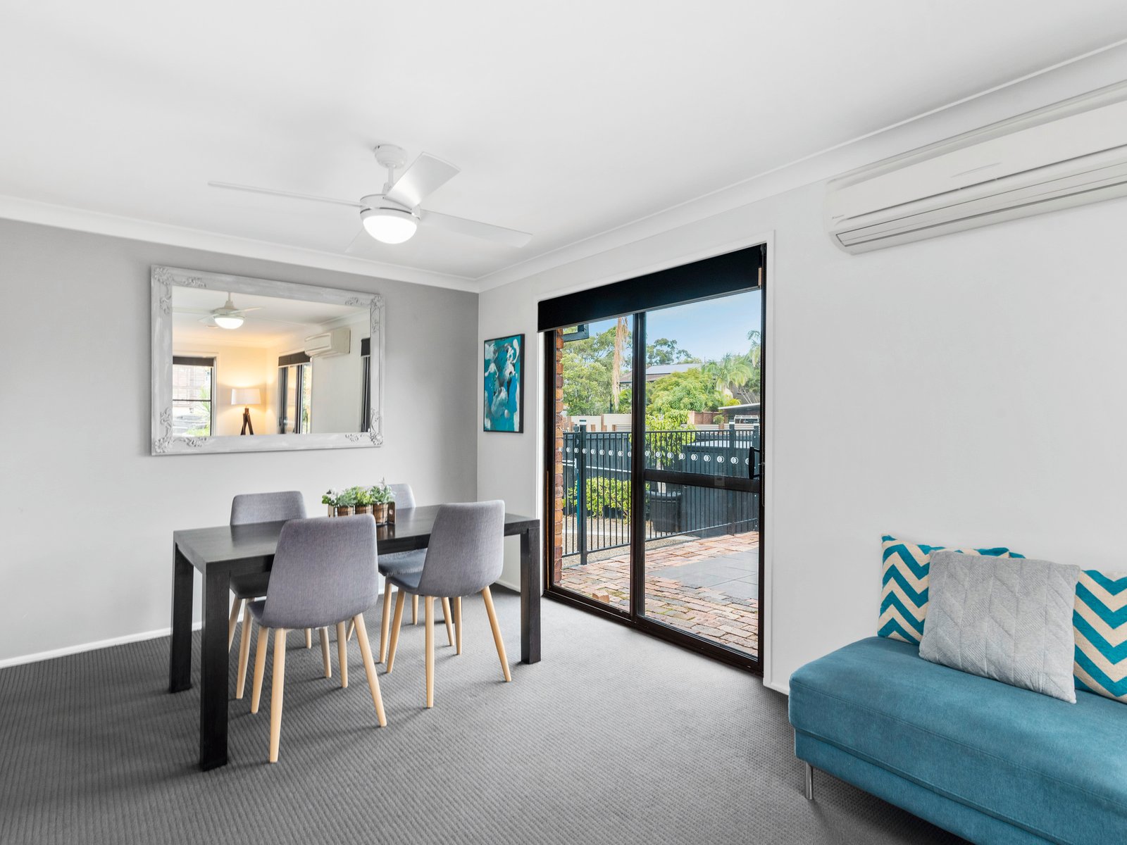 1 Larentia Street CURRUMBIN WATERS 6