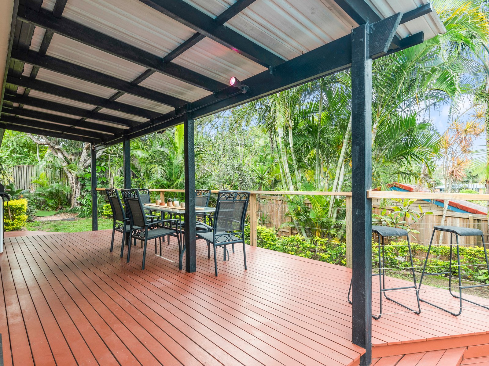 1 Larentia Street CURRUMBIN WATERS 9