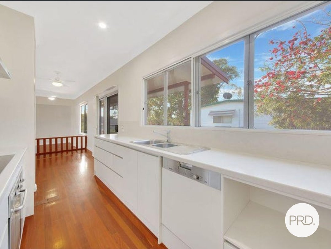 1 Laver Street WEST GLADSTONE 3