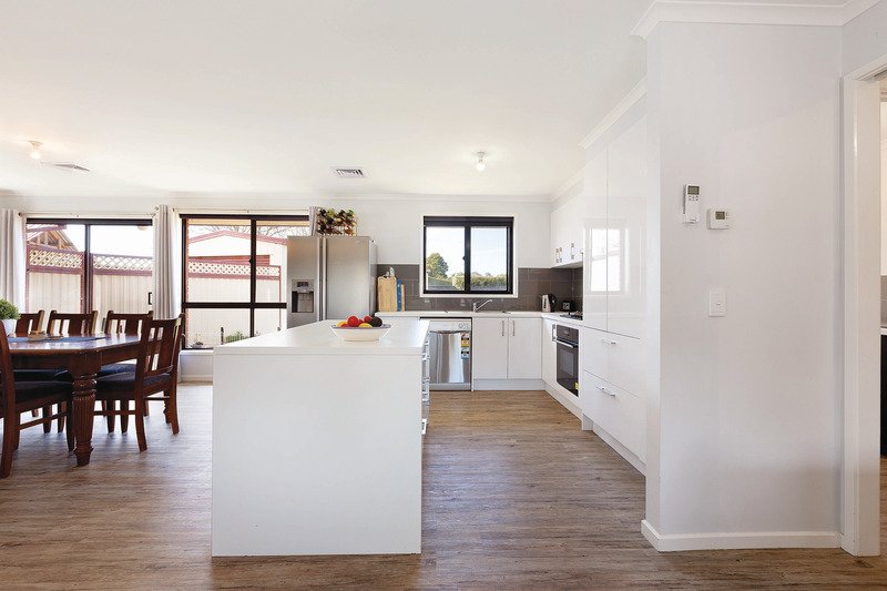 Gallery: 1 Lawrie Drive