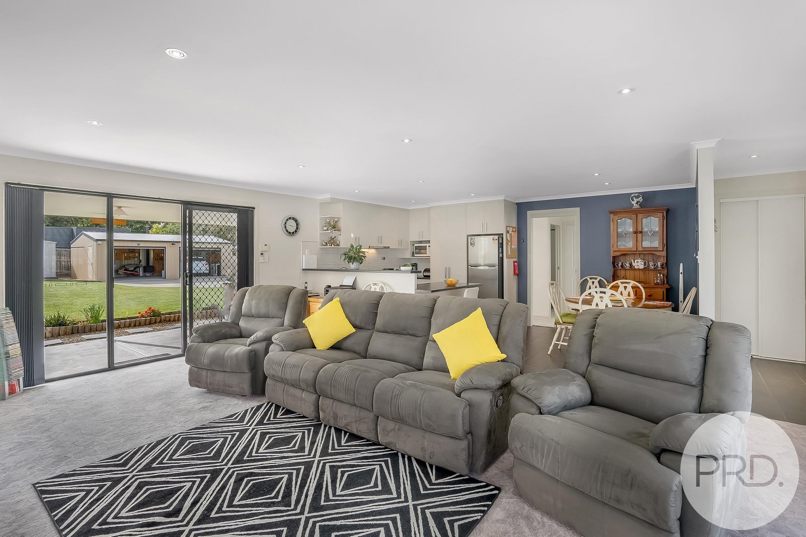 1 Le Compte Place BAGDAD 10