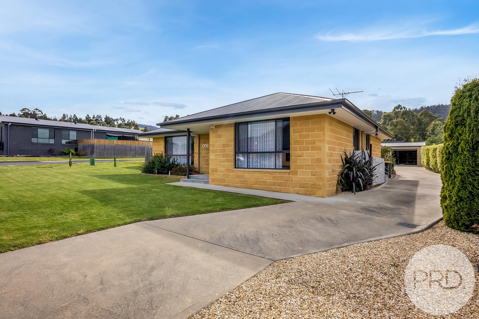 1 Le Compte Place BAGDAD 27