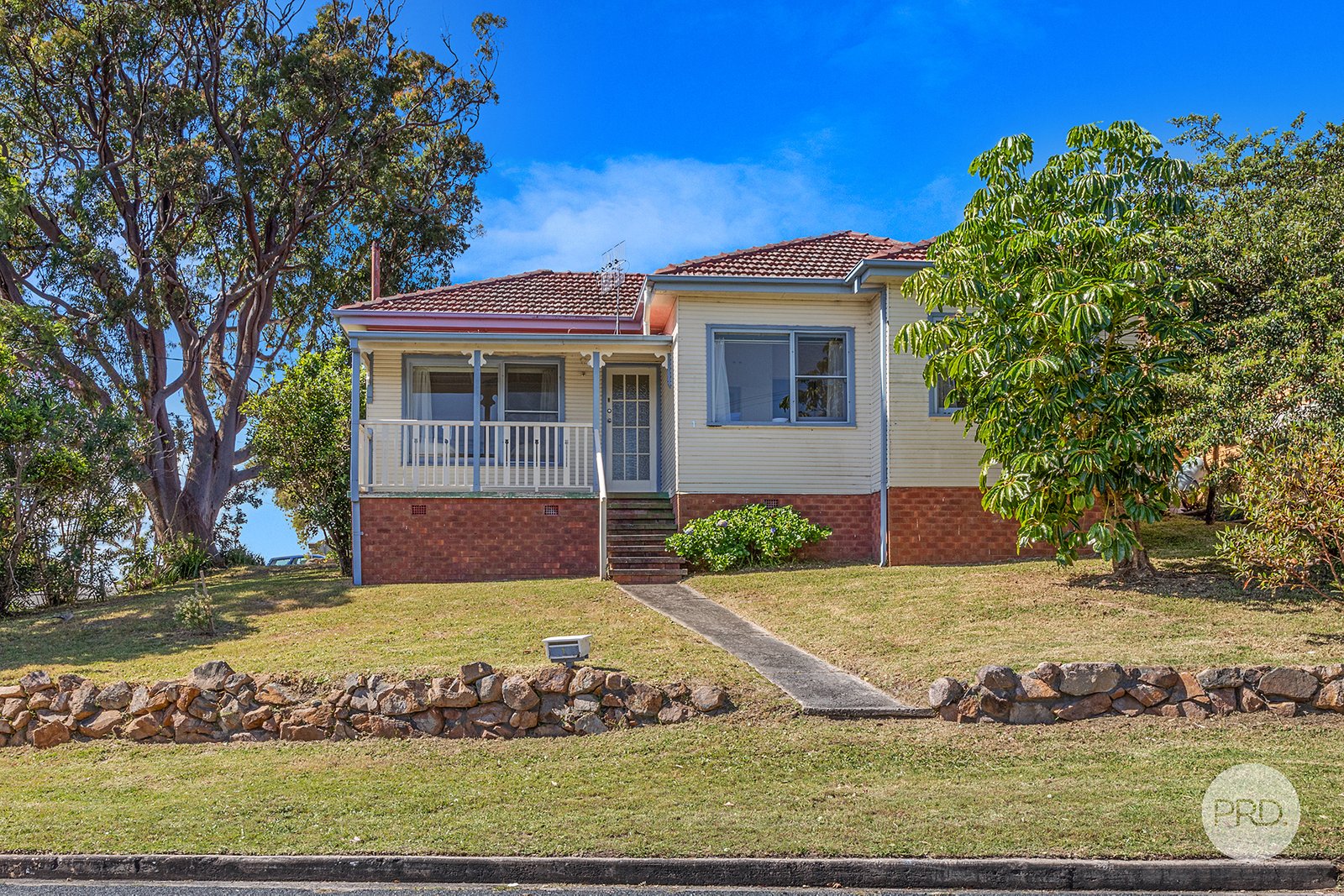1 Leslie Street SHOAL BAY 1