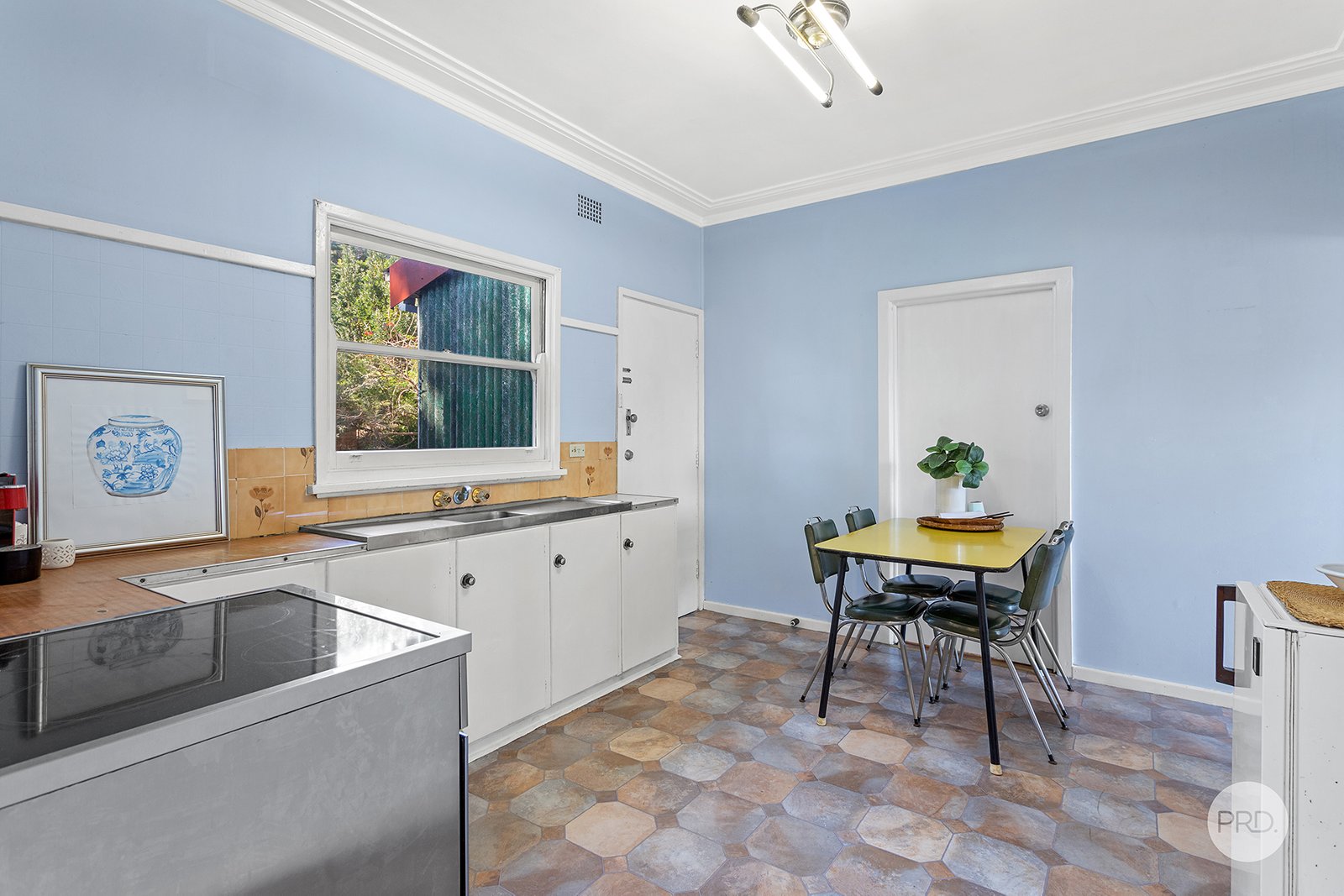 1 Leslie Street SHOAL BAY 7