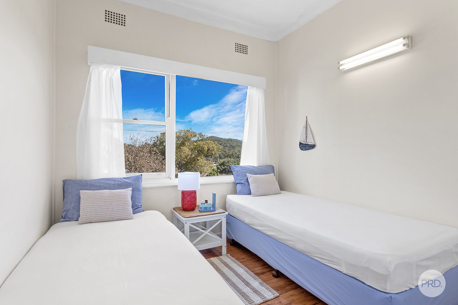 1 Leslie Street SHOAL BAY 9